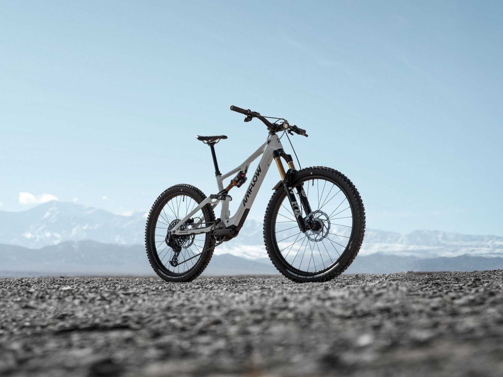 Lightweight eMTBs
